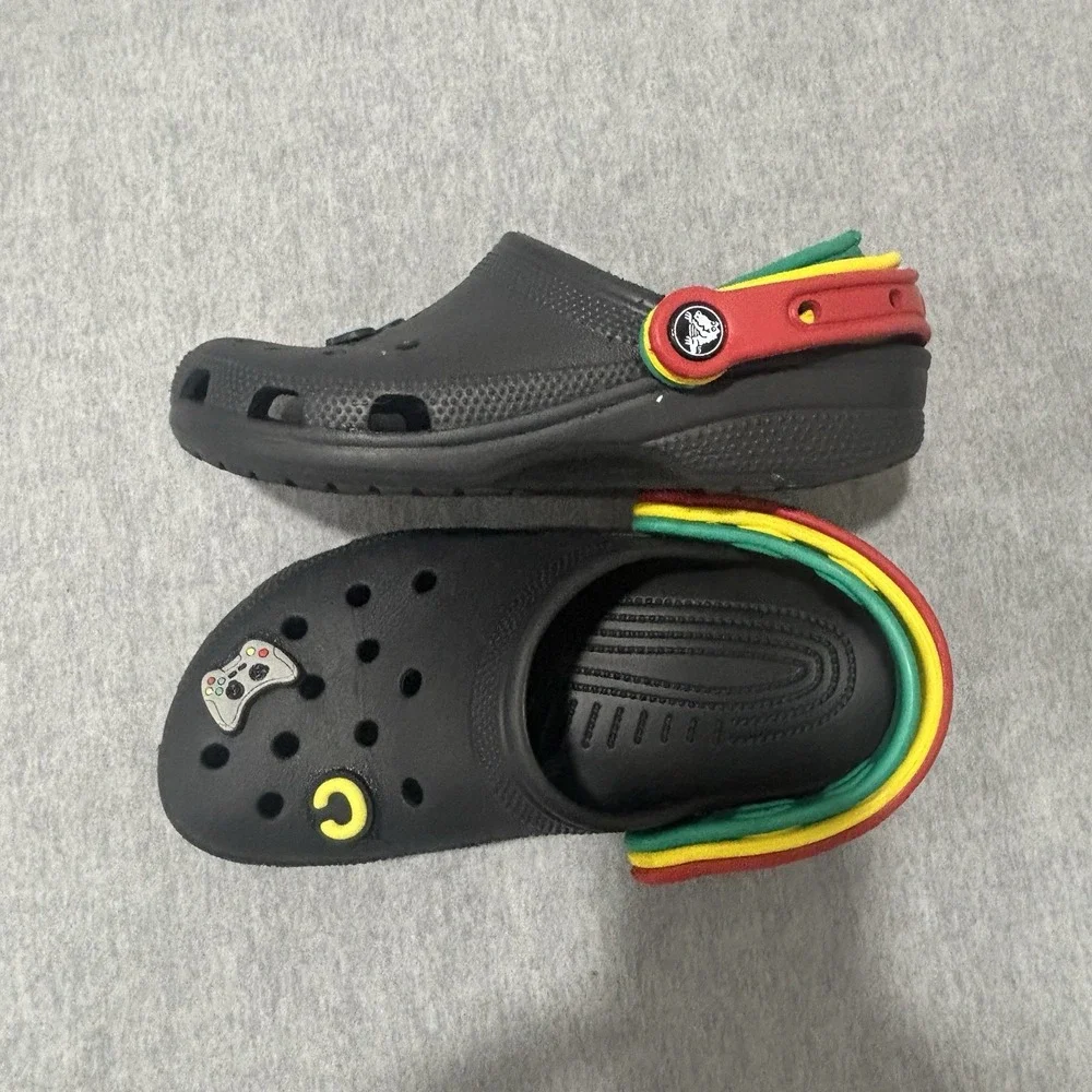 Crocs Classic Clog Black Triple Strap Red Yellow Green Jibbitz Mens 4 Womens 6